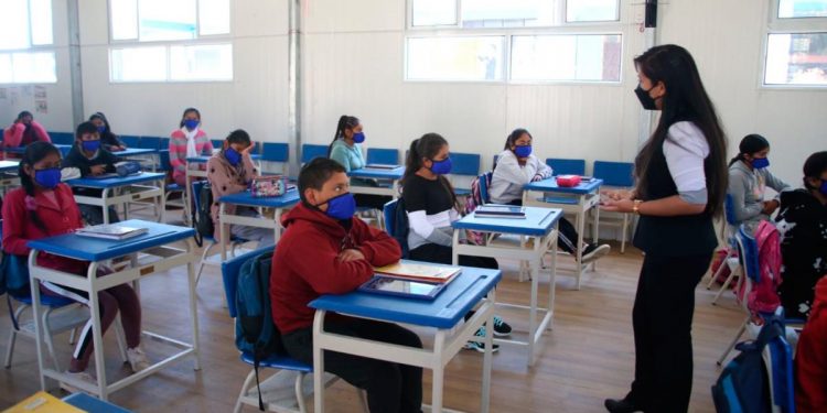 El retorno presencial con bioseguridad es fundamental para avanzar en el aprendizaje y desarrollo integral de los niños, niñas y jóvenes, dijo Mineducación