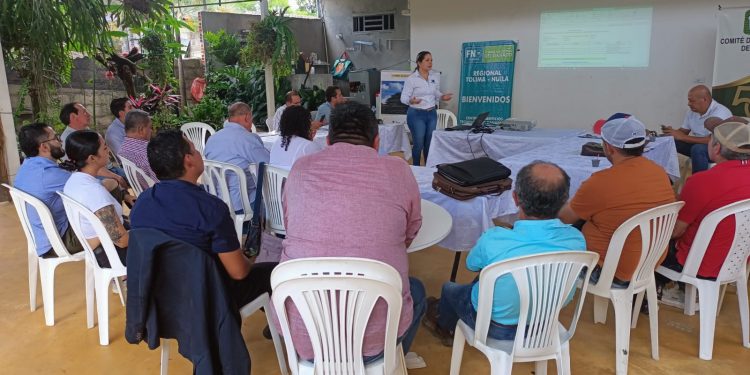 En Huila fomentan el trabajo asociativo orientado a la producción forrajera sostenible