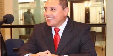 El mandatario de Tunja, Luis Alejandro Fúneme González se libró así de pagar una multa equivalente a diez salarios mínimos legales mensuales vigentes porque supuestamente no cumplió lo estipulado en una sentencia de acción popular.