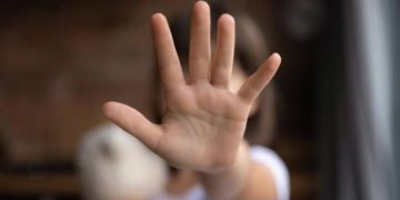 Fue Abusada Menor por sus Compañeros de Colegio y la Dejaron Embarazada