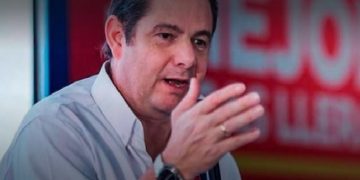 Solicita German Vargas Lleras “revivir“ programas de vivienda gratuita