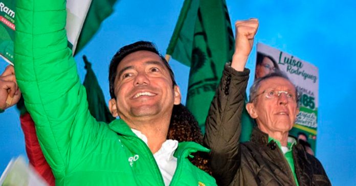 El Partido Alianza Verde confirmó su apoyo al exconcejal John Carrero, como candidato a la alcaldía de Tunja.
