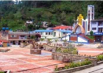 Las fuertes lluvias Mantienen incomunicado Chivor