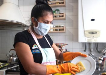 Estas labores, aunque no sean remuneradas, desempeñan un papel fundamental en el funcionamiento de la sociedad.