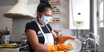 Estas labores, aunque no sean remuneradas, desempeñan un papel fundamental en el funcionamiento de la sociedad.