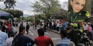 Una patrullera de la Policía Nacional, identificada como Paula Cristina Ortega Córdoba, fue asesinada cuando se movilizaba en una motocicleta por una de las vías del barrio Calixto