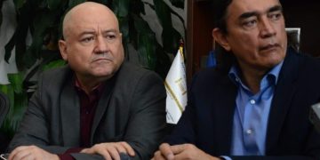 El acusado de violar niños, alias Tornillo, acompaña a Gustavo Bolívar en su campaña a la Alcaldía de Bogotá