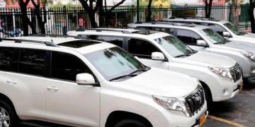 Político disponía de su esquema de seguridad y la camioneta para otros menesteres distintos a los asignados.