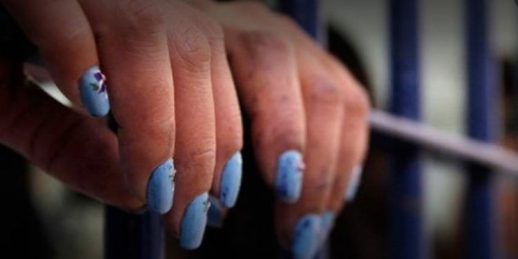 Reglamenta Gobierno la Ley para que más de 5.000 Mujeres Salgan de Prisión