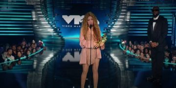 La barranquillera hizo historia al ser la primera sudamericana en recibir esta distinción en los MTV VMAs.