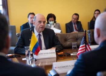 Aumenta con Decreto en 125 puestos la carga burocrática en la Cancillería